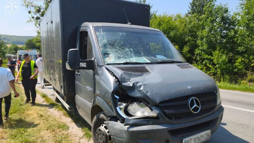 На Львівщині п’яний водій Mercedes на смерть збив військового, який перебував у відпустці