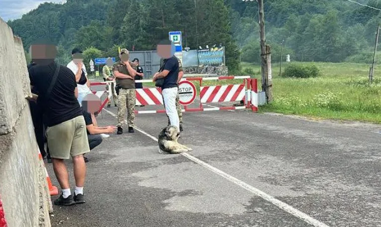 На Львівщині затримали майора Нацгвардії: його підозрюють у переправленні військовозобов’язаних до Словаччини