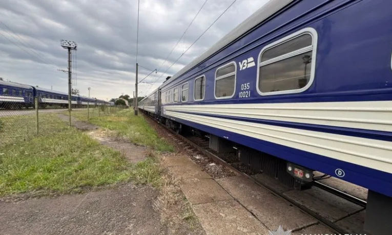 У Львові працівник депо загинув під колесами потяга: поліція розслідує трагедію