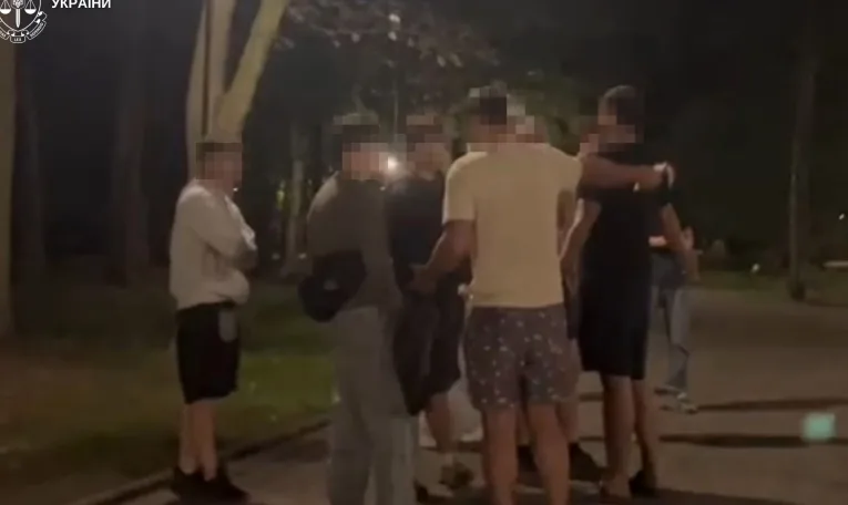 У Скнилівському парку у Львові поранили 16-річного хлопця