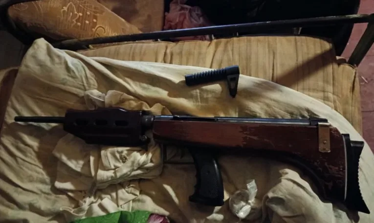 На Самбірщині у 55-річного чоловіка вилучили малокаліберну гвинтівку та набої