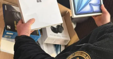 Apple, DJI, JBL та POCO: митники виявили незадекларовану техніку на 1,2 млн гривень