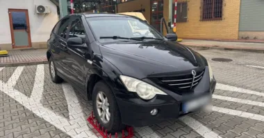 У пункті пропуску «Смільниця» виявили автомобіль, який перебував у міжнародному розшуку