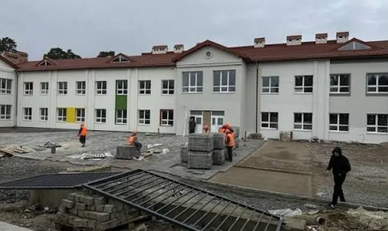 У документах на укриття школи №41 у Брюховичах виявили застарілі дані