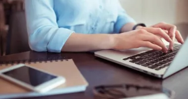 На Львівщині держреєстраторку підозрюють у незаконній реєстрації нерухомості
