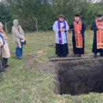 У Куликові перепоховали останки 65 людей, знайдені під час ремонту дороги
