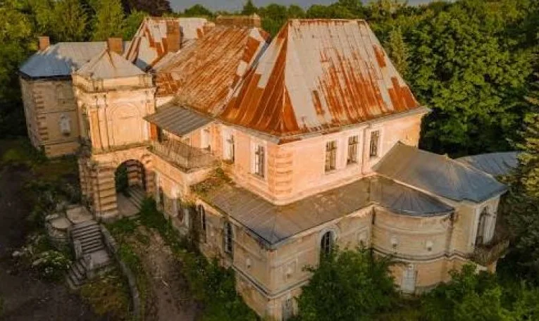 У Роздолі відновлять історичний палац за 15 мільйонів євро