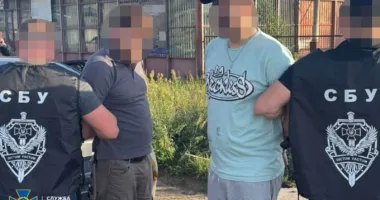 СБУ та Нацполіція викрили двох організаторів незаконного переправлення військовозобов’язаних через кордон