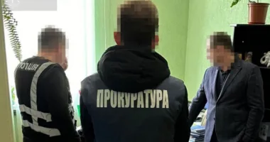На Львівщині колишнього посадовця «Укрзалізниці» засудили до 5 років ув’язнення за хабарі за ремонт вагонів