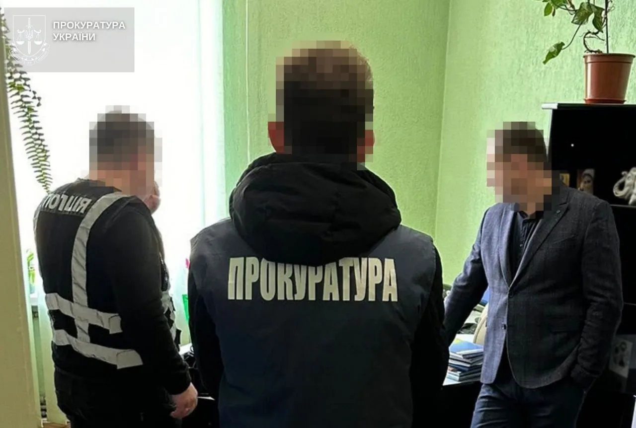 На Львівщині колишнього посадовця «Укрзалізниці» засудили до 5 років ув’язнення за хабарі за ремонт вагонів