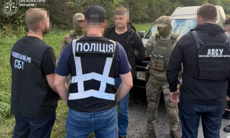 За $15 тисяч обіцяв переправити військовозобов’язаного до Молдови: на Львівщині викрили схему